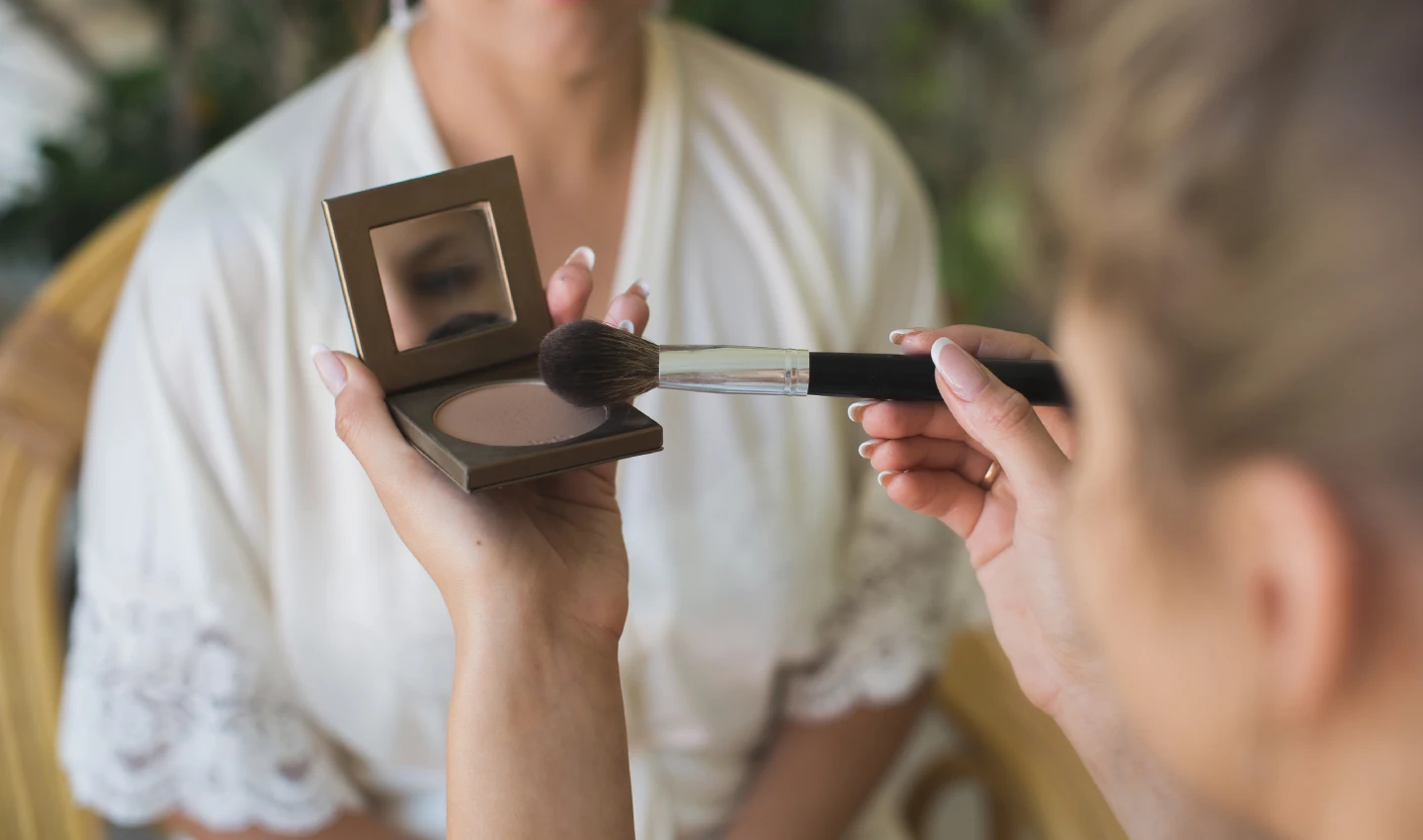 Bridal bride makeup featuring the Perfect Bronzer Brush